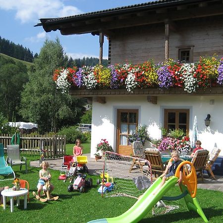 Ferienhaus Niedermoser Leogang Luaran gambar
