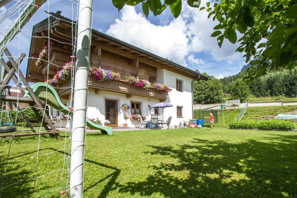 Ferienhaus Niedermoser Leogang Luaran gambar